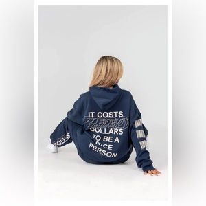IT COSTS $0 TO BE A NICE PERSON Hoodie